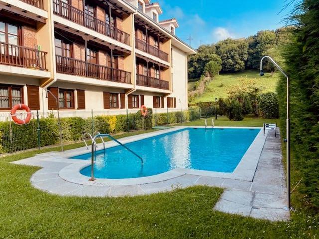Apartamentos Club Condal كوميلاس المظهر الخارجي الصورة
